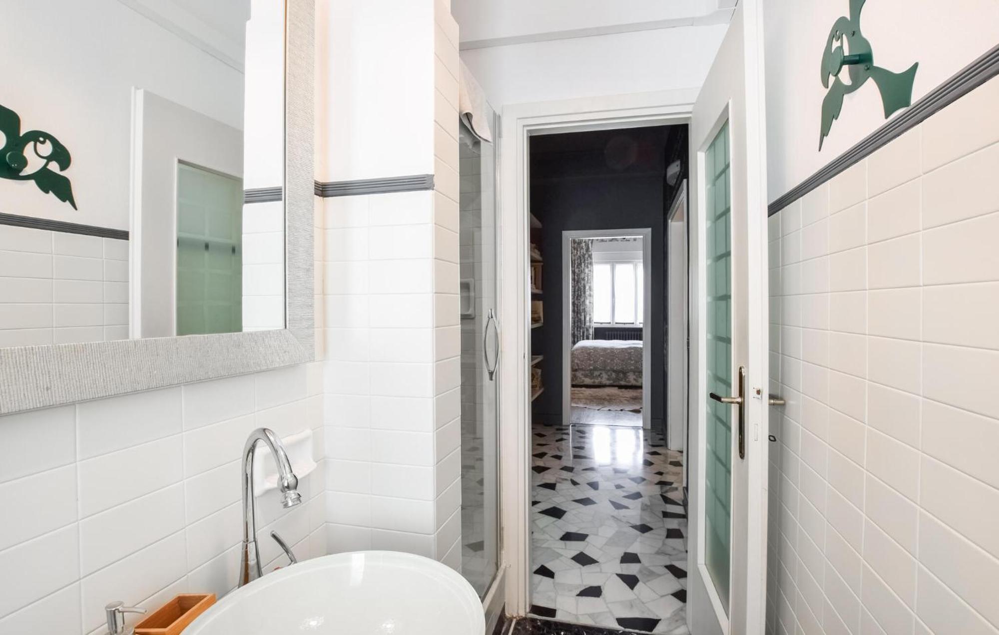 2 Bedroom Cozy Apartment In Gorizia Eksteriør billede