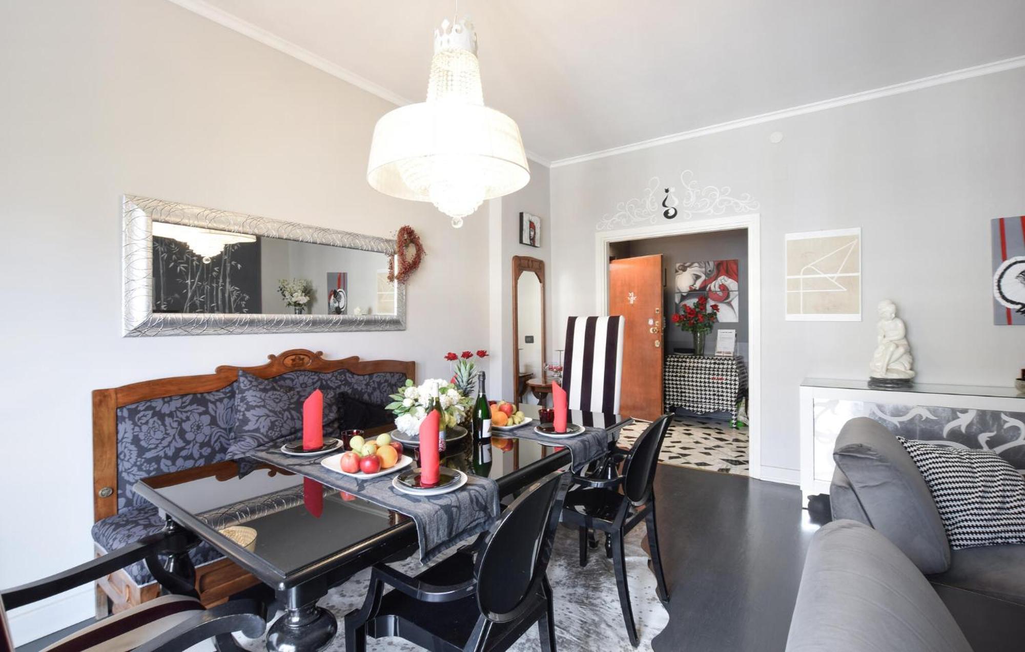 2 Bedroom Cozy Apartment In Gorizia Eksteriør billede